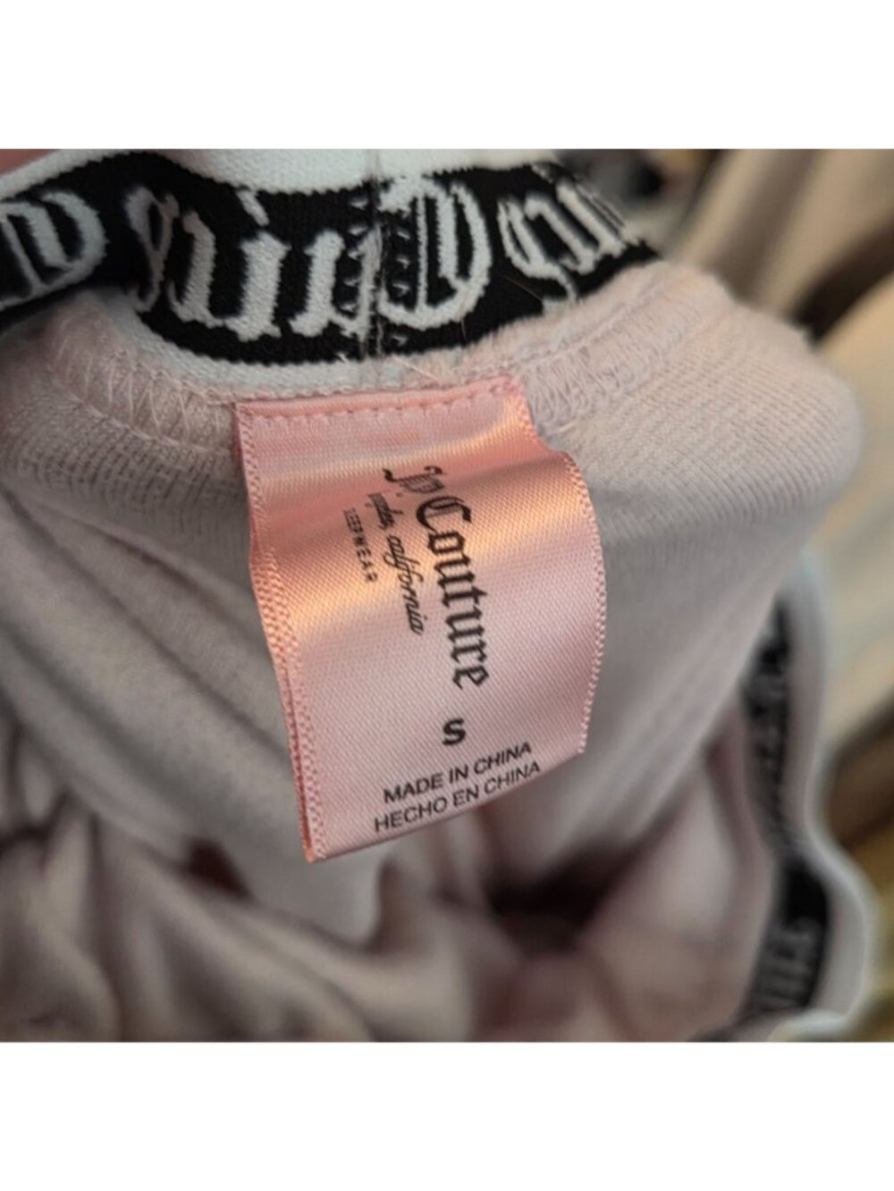Juicy Couture Women’s Pink Velour Jogger Pants Branded Waistband Size S - Picture 9 of 11